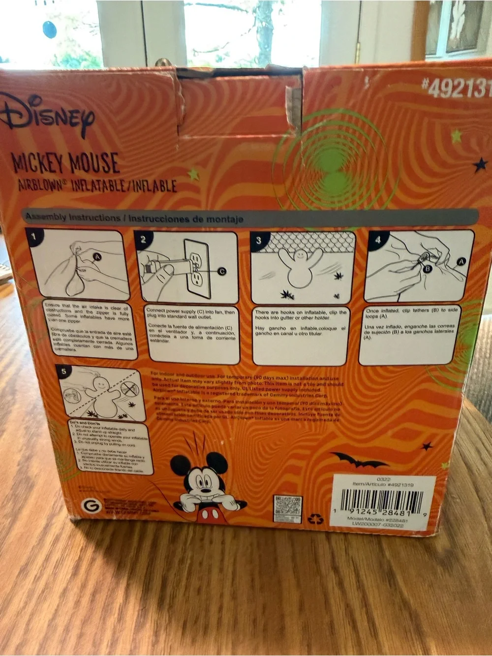 Gemmy 4 ft Tall Airblown Inflatable Disney LED Hanging Mickey Ghost Halloween